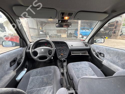 Used Right front window switch Right front window switch PEUGEOT 306 Hatchback (7A, 7C, N3, N5) 1.8 (101 hp) 40264808 40264808