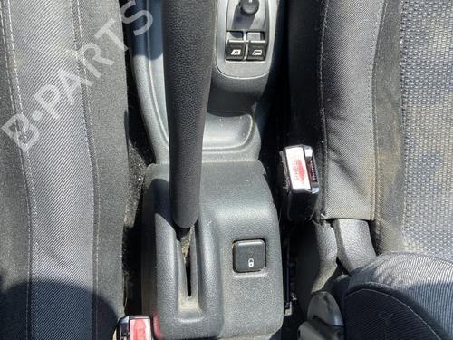 Used Hand brake PEUGEOT 206+ (2L_, 2M_) 1.4 HDi eco 70 (68 hp) 27114084