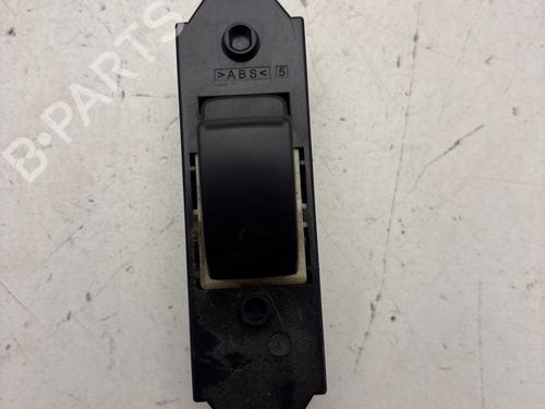Used Right rear window switch Right rear window switch PEUGEOT 4008 1.8 HDi AWC (150 hp) 36684502 36684502