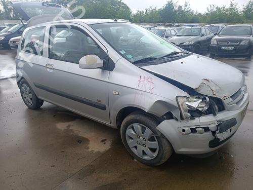 Used Front windshield wiper arm HYUNDAI GETZ (TB) 1.5 CRDi (82 hp) 27124056
