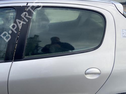 Dør venstre bak PEUGEOT 206 Hatchback (2A/C) 1.4 i (75 hp) 28730894