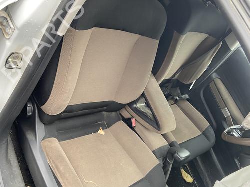 Beifahrersitz für CITROËN C4 CACTUS 1.6 HDi 90 (92 hp) 30329043
