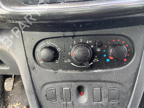 Used Climate control DACIA SANDERO II 1.0 SCe 75 (B8JC, B8JD, B8NC) (73 hp) 32493730