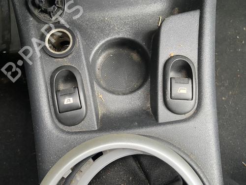 left-front-window-switch-citroen-c2-jm_-2003-2004-2005-2006-2007-2008-2009-2010-2011-2012-2013-2014-2015-2016-2017-32234163 main image