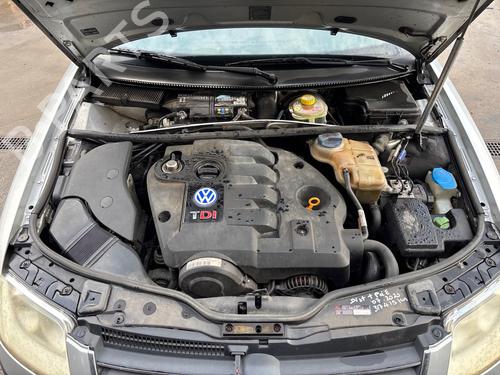 Used ABS pump ABS pump VW PASSAT B5.5 (3B3) 1.9 TDI (101 hp) 39713807 39713807