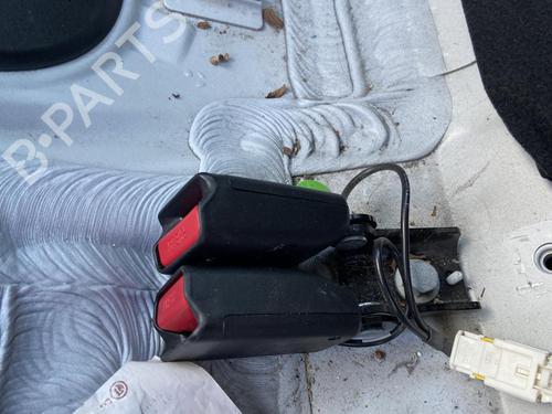 Used Seat buckle CITROËN C4 II (NC_) 1.6 HDi 115 (114 hp) 27111995