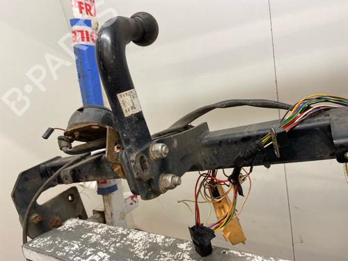 Used Tow ball/Mechanism Tow ball/Mechanism 37008133 37008133