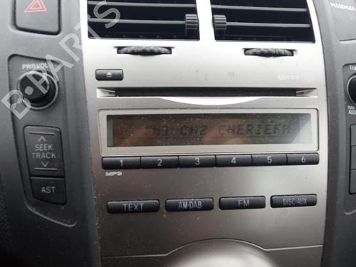 Used Radio TOYOTA YARIS (_P9_) 1.33 VVT-i (NSP90_, NSP90R) (100 hp) 27139509