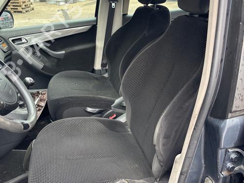 Used Front right seatbelt Front right seatbelt 39584164 39584164