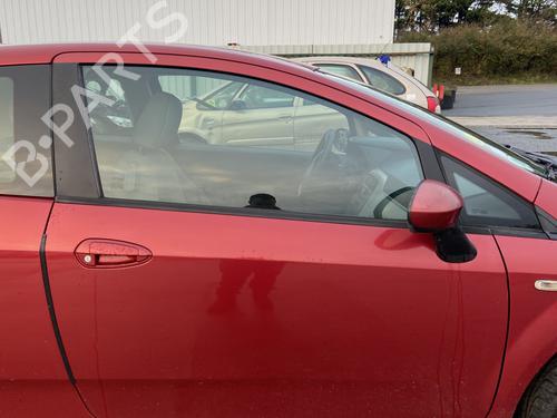 Used Right front door FIAT GRANDE PUNTO (199_) 1.2 (65 hp) 30675545