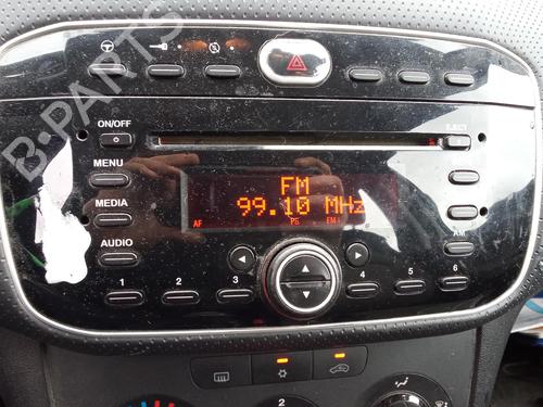 Used Radio FIAT PUNTO EVO (199_) 1.3 D Multijet (199AXC1A, 199BXC1A, 199AXT1A, 199BXT1A) (75 hp) 27102966