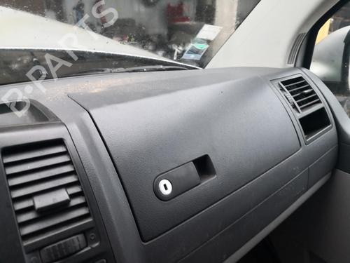 Handskerum VW TRANSPORTER T5 Van (7HA, 7HH, 7EA, 7EH) 2.0 TDI (140 hp) 27146363