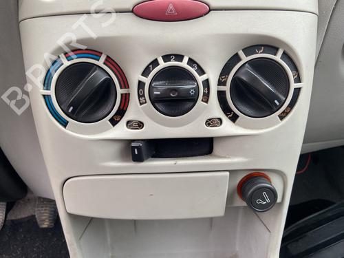 Used Climate control FIAT PUNTO (188_) 1.2 60 (188.030, .050, .130, .150, .230, .250) (60 hp) 31133335