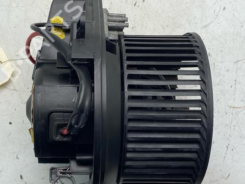 Used Heater blower motor Heater blower motor PEUGEOT 406 (8B) 1.8 16V (110 hp) 40251089 40251089