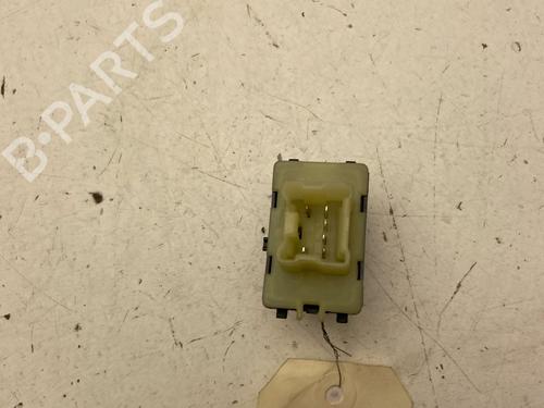 Right front window switch RENAULT CLIO IV (BH_) 0.9 TCe 90 (BHNF, BHMA, BHMH, BHJK, BHJR) | BP36954456I26 - Image 2