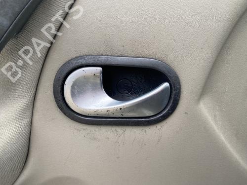 Used Front left interior door handle RENAULT SCÉNIC II (JM0/1_) 1.6 (JM0C, JM0J, JM1B) (113 hp) 29480520