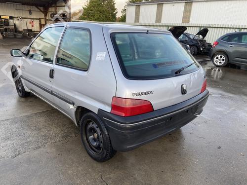 Tablier PEUGEOT 106 II (1A_, 1C_) 1.0 i | BP30814036C46 