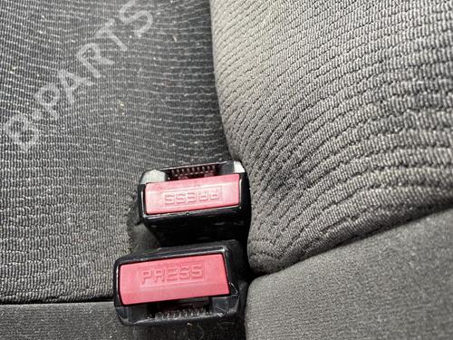 Used Seat buckle CITROËN C4 I (LC_) 1.6 HDi (90 hp) 27105101