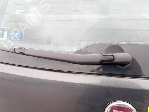 Used Rear wiper motor FIAT GRANDE PUNTO (199_) 1.3 D Multijet (75 hp) 27109497