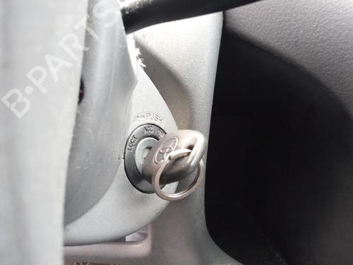 Used Ignition barrel TOYOTA YARIS (_P1_) 1.0 (SCP10_, SCP10R) (68 hp) 27100400
