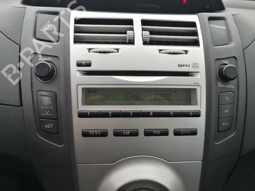 Used Radio TOYOTA YARIS (_P9_) 1.0 VVT-i (KSP90_, KSP90R) (69 hp) 27146789
