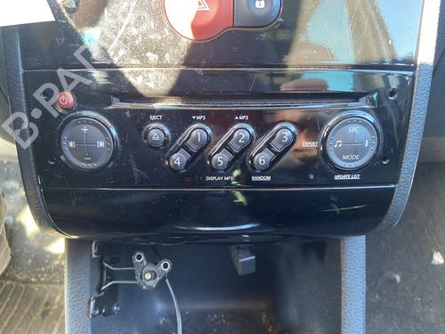Used Radio Radio RENAULT MODUS / GRAND MODUS (F/JP0_) 1.5 dCi 75 (75 hp) 32729798 32729798
