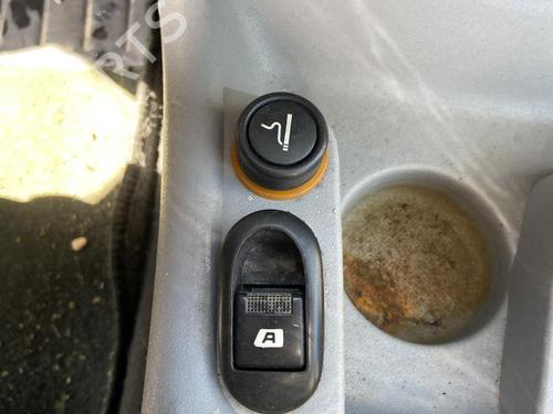 Used Left front window switch CITROËN C3 I (FC_, FN_) 1.4 HDi (68 hp) 27106182