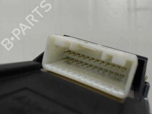 Used Switch Switch TOYOTA COROLLA Verso (ZER_, ZZE12_, R1_) 2.2 D-4D (AUR10_, AUR10R) (136 hp) 27117706 27117706