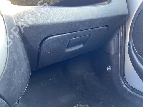 Handskerum FORD KA (RB_) 1.3 i (60 hp) 29561753