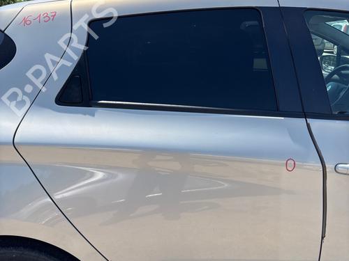 rear-right-door-window-renault-zoe-bfm_-2012-37741772 main image