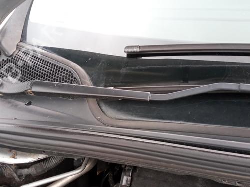 Used Front windshield wiper arm CITROËN C4 II (NC_) 1.6 HDi 115 (114 hp) 27102524