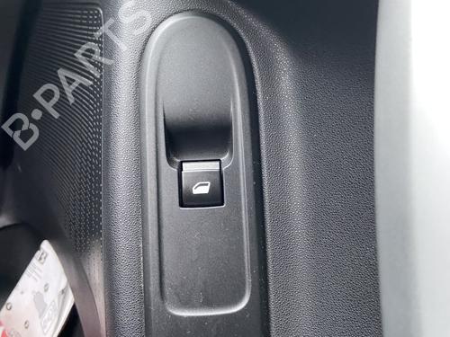 Used Right front window switch Right front window switch 38926206 38926206