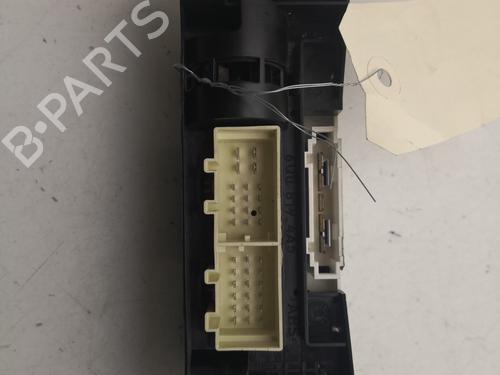 Used Climate control Climate control VW POLO IV (9N_, 9A_) 1.4 TDI (70 hp) 27111455 27111455