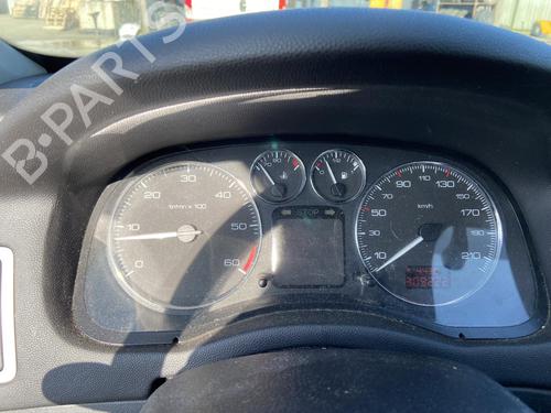 Used Instrument cluster PEUGEOT 307 (3A/C) 1.6 HDi (90 hp) 27105672