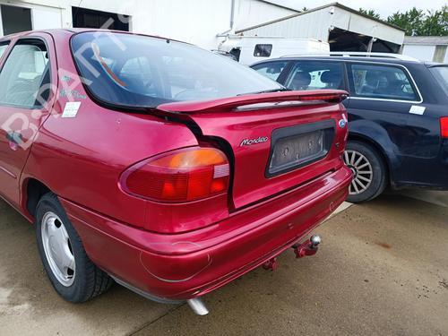 Used Left taillight FORD MONDEO I (GBP) 1.8 TD (88 hp) 27125838