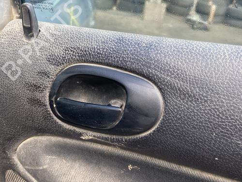 Used Rear right interior door handle Rear right interior door handle PEUGEOT 206 Hatchback (2A/C) 1.4 i (75 hp) 28730926 28730926