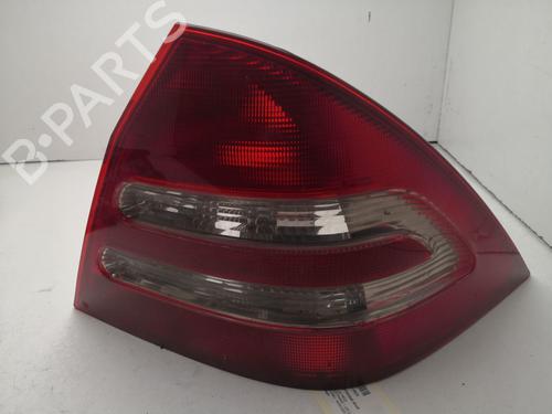 Used Right taillight MERCEDES-BENZ C-CLASS (W203) C 220 CDI (203.006) (136 hp) 27130732