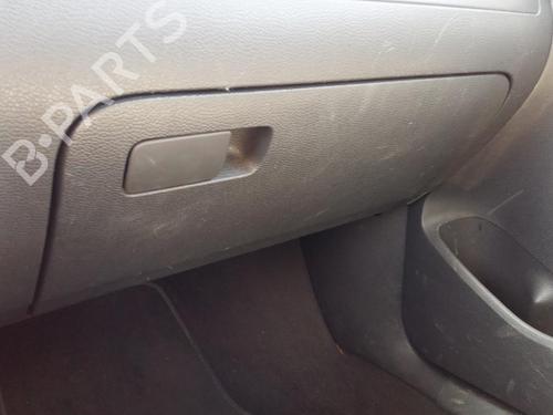 Handskerum VW GOLF V (1K1) 1.9 TDI (105 hp) 27139468