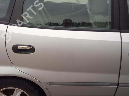 Used Right rear door NISSAN ALMERA TINO (V10) 2.2 dCi (115 hp) 27136908
