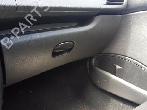 Used Glove box PEUGEOT 206+ (2L_, 2M_) 1.4 HDi eco 70 (68 hp) 27136482