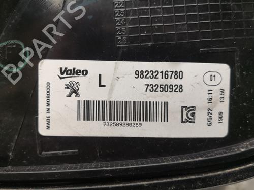 Used Left taillight Left taillight PEUGEOT 208 II (UB_, UP_, UW_, UJ_) 1.5 BlueHDI 100 (102 hp) 27106436 27106436