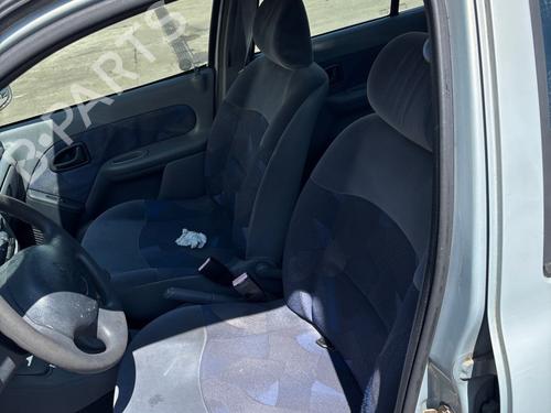 Travão de mão Travão de mão RENAULT CLIO I (B/C57_, 5/357_) [1990-1999] 36059638 36059638