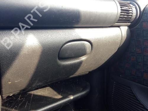 Used Glove box OPEL CORSA B (S93) 1.7 D (F08, F68, M68) (60 hp) 27137981
