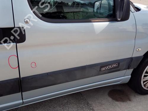 Used Right front door CITROËN BERLINGO / BERLINGO FIRST MPV (MF_, GJK_, GFK_) 1.6 HDI 90 (MF9HX) (90 hp) 27139956