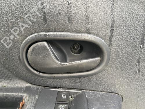 front-left-interior-door-handle-dacia-sandero-ii-2012-32497791 main image
