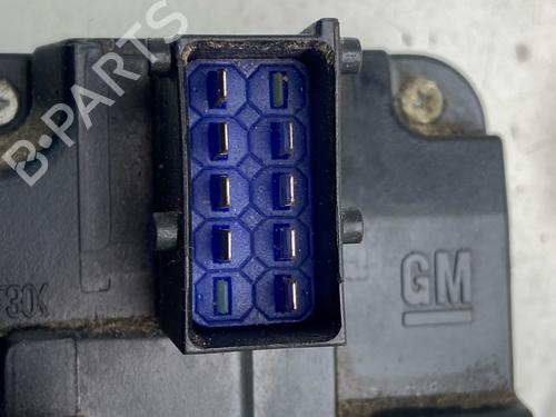 Front left lock RENAULT TRAFIC II Van (FL) 2.0 dCi 115 (FL01, FL0U, FL00, FL0H, FL0M) | BP39886806C98 - Image 5