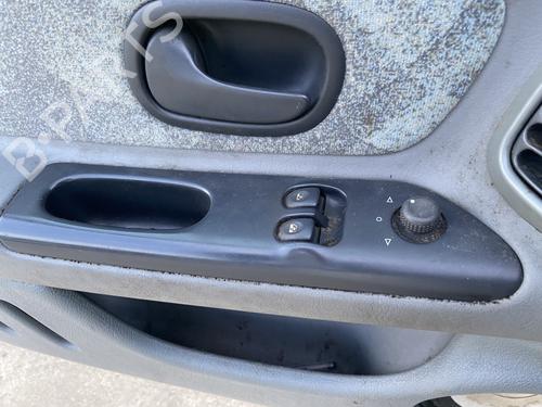 BP29992933I27 main image