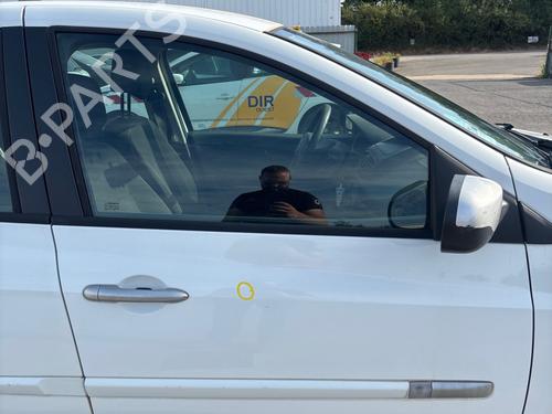 Used Front right door window Front right door window 37663351 37663351