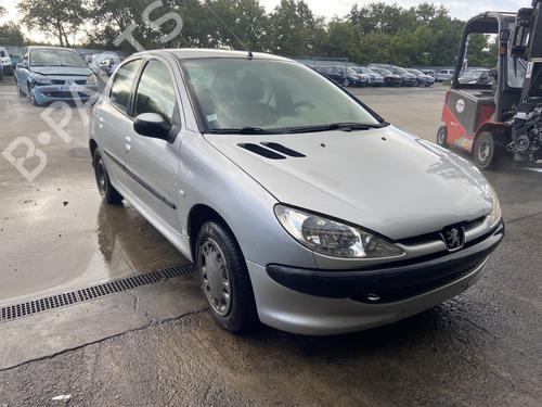 Venstre foran utvendig håndtak PEUGEOT 206 Hatchback (2A/C) 1.4 i | BP28730898C128 
