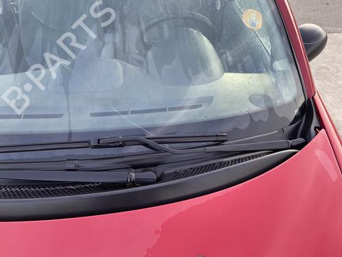 Used Front windshield wiper arm CITROËN C3 I (FC_, FN_) 1.4 i (73 hp) 31883945